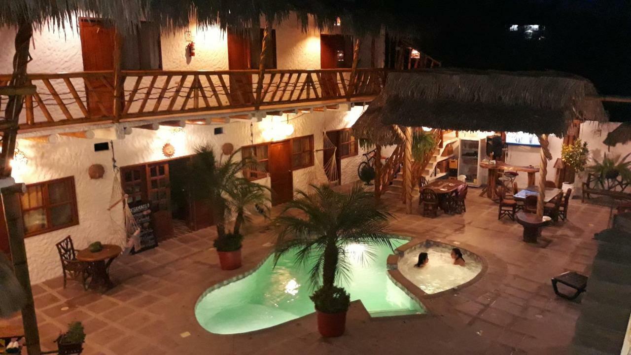 Weekendhostal Montañita Екстериор снимка
