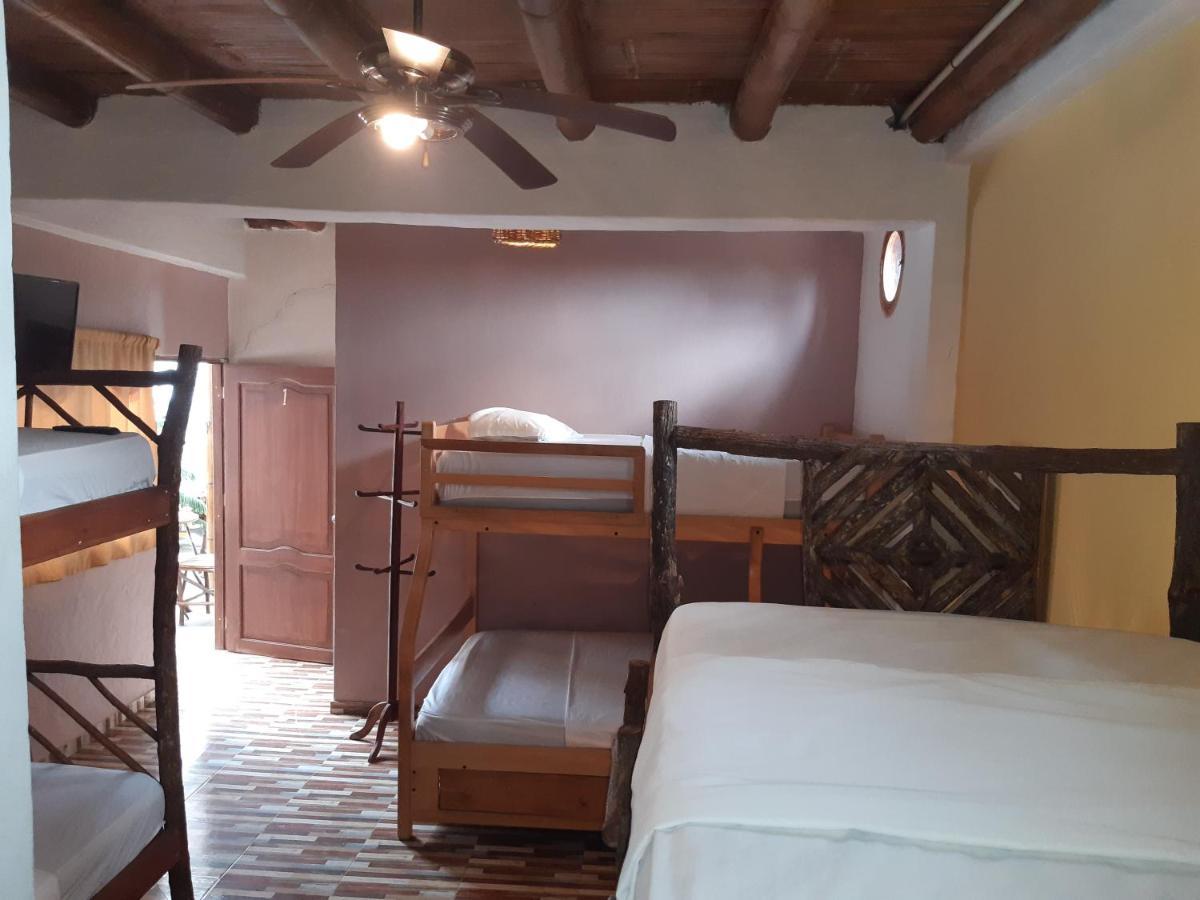 Weekendhostal Montañita Екстериор снимка