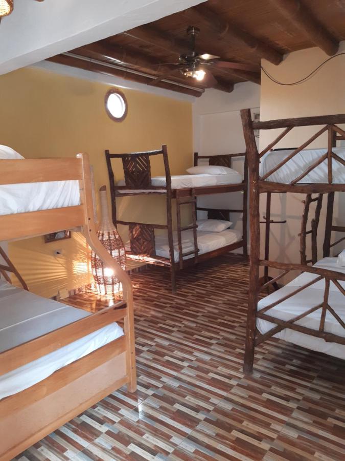Weekendhostal Montañita Екстериор снимка